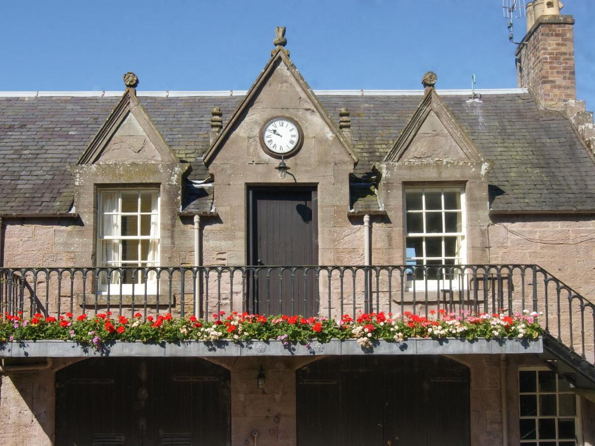 Stable Flat Apartment New Scone Exterior foto